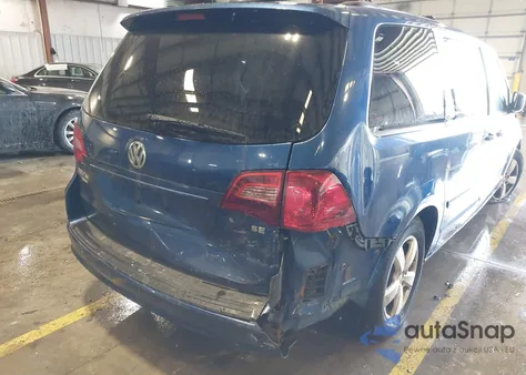 2011 Volkswagen Routan Se z USA, uszkodzony, nr VIN 2V4RW3DG0BR659564